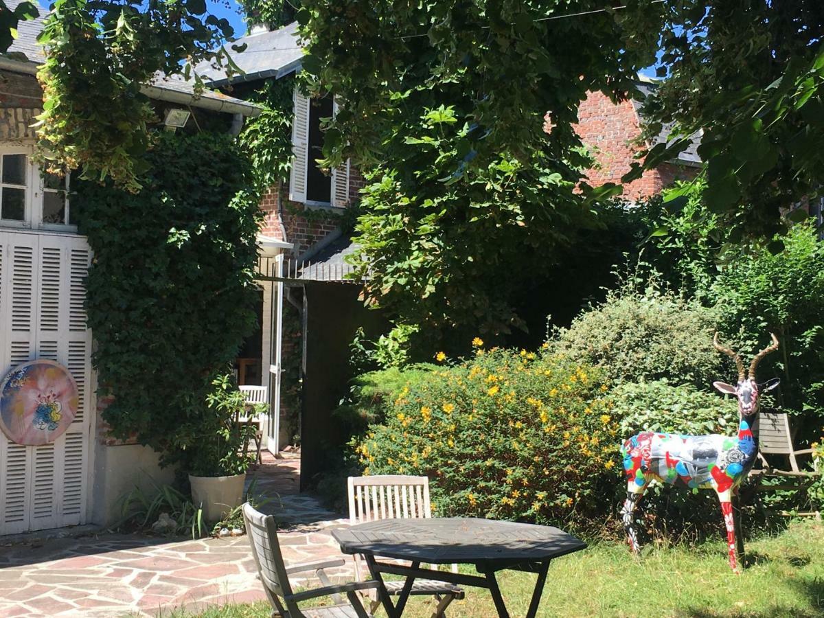 La Boheme Villa Deauville Exterior photo